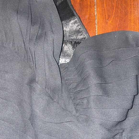 Express Black 6 - Picture 2 of 3